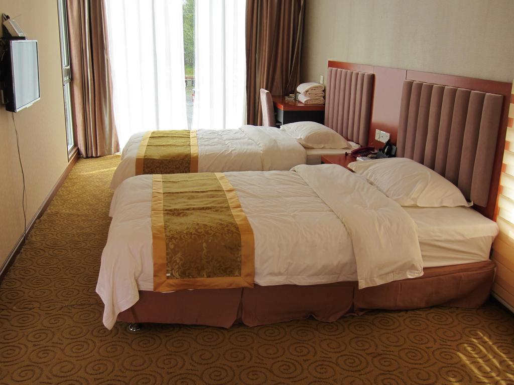 318 Express Motel Xichang Bagian luar foto