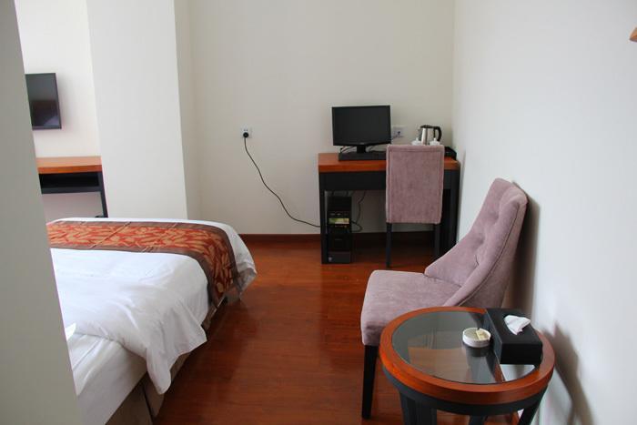 318 Express Motel Xichang Ruang foto